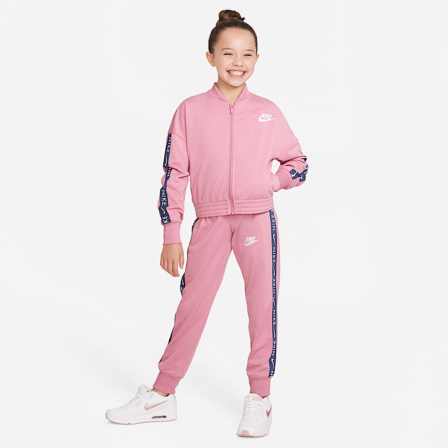 Colorful nike jogging suits discount