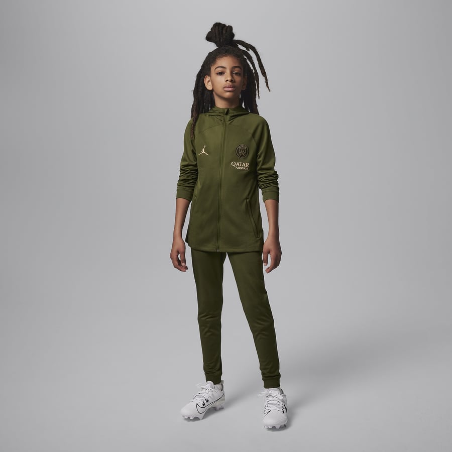 Nike best 2025 tracksuits