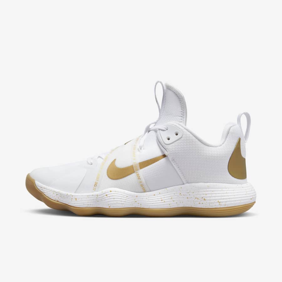 Scarpe adatte per la store pallavolo