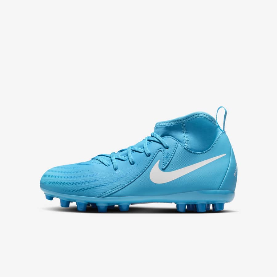 The best Nike American football boots to wear this season. Nike CA
