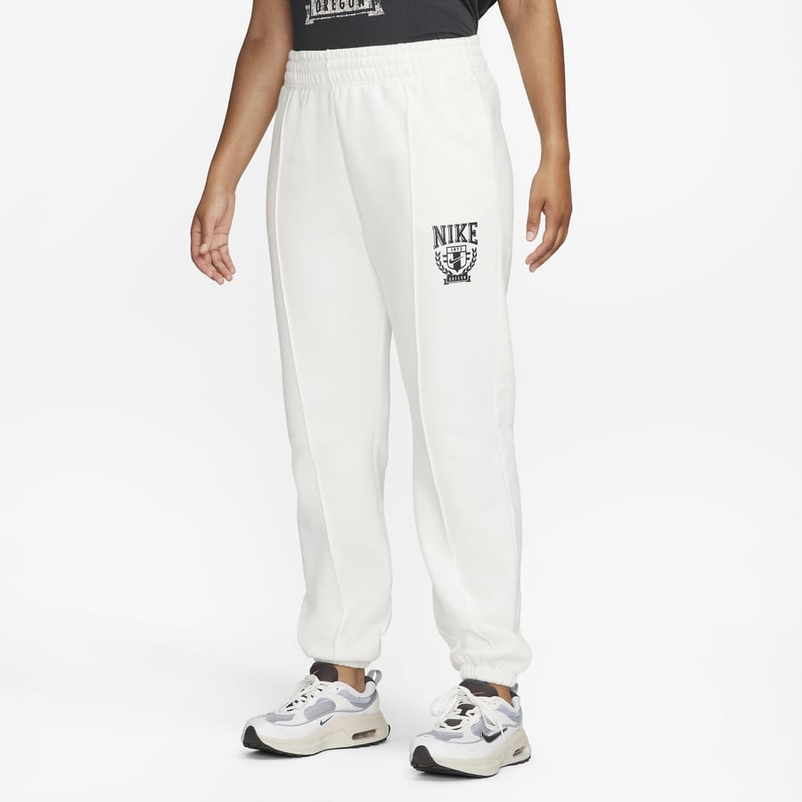 Cropped nike joggers clearance
