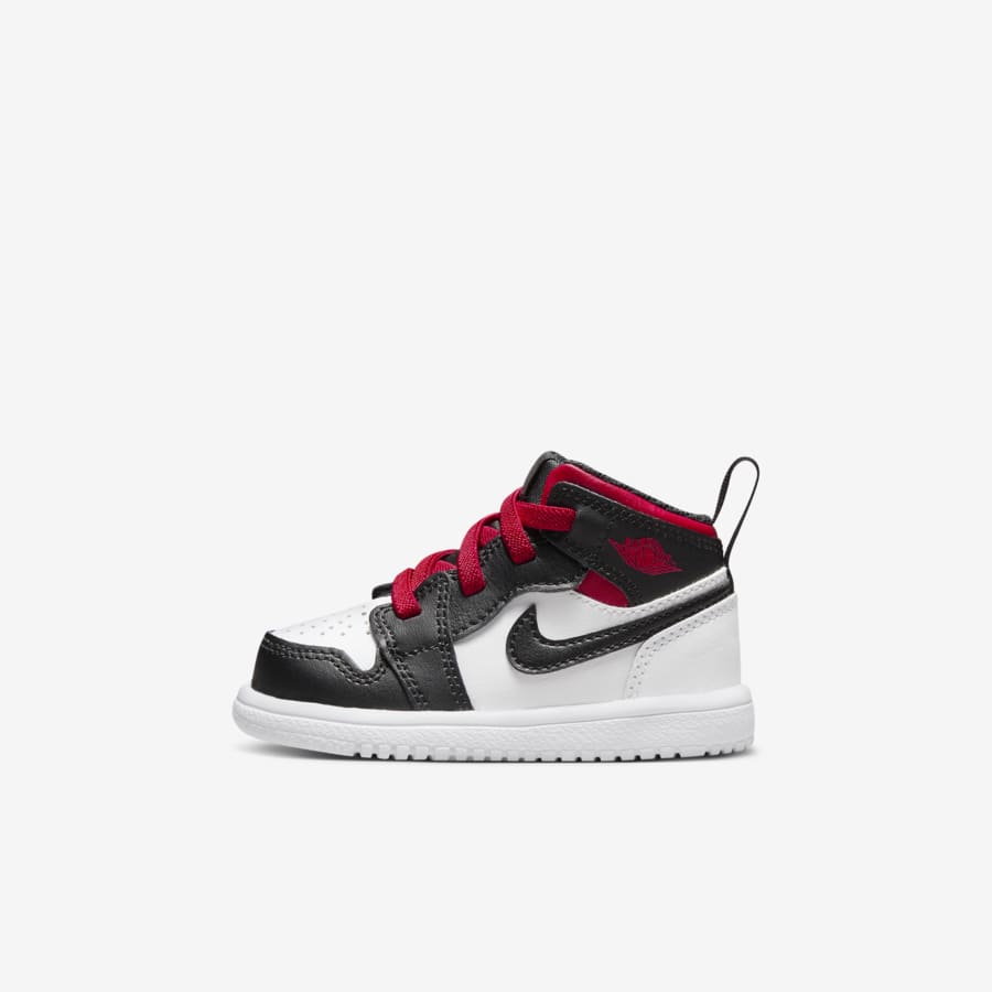 Nike wide toddler hotsell shoes
