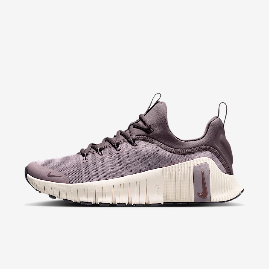nike member free shipping