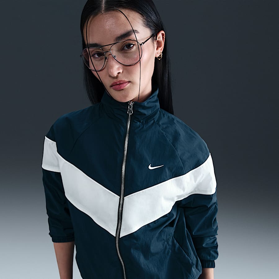 Best Nike clothing to help protect your skin from the sun. Nike VN