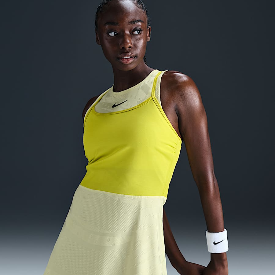 Los mejores vestidos deportivos de Nike. Nike