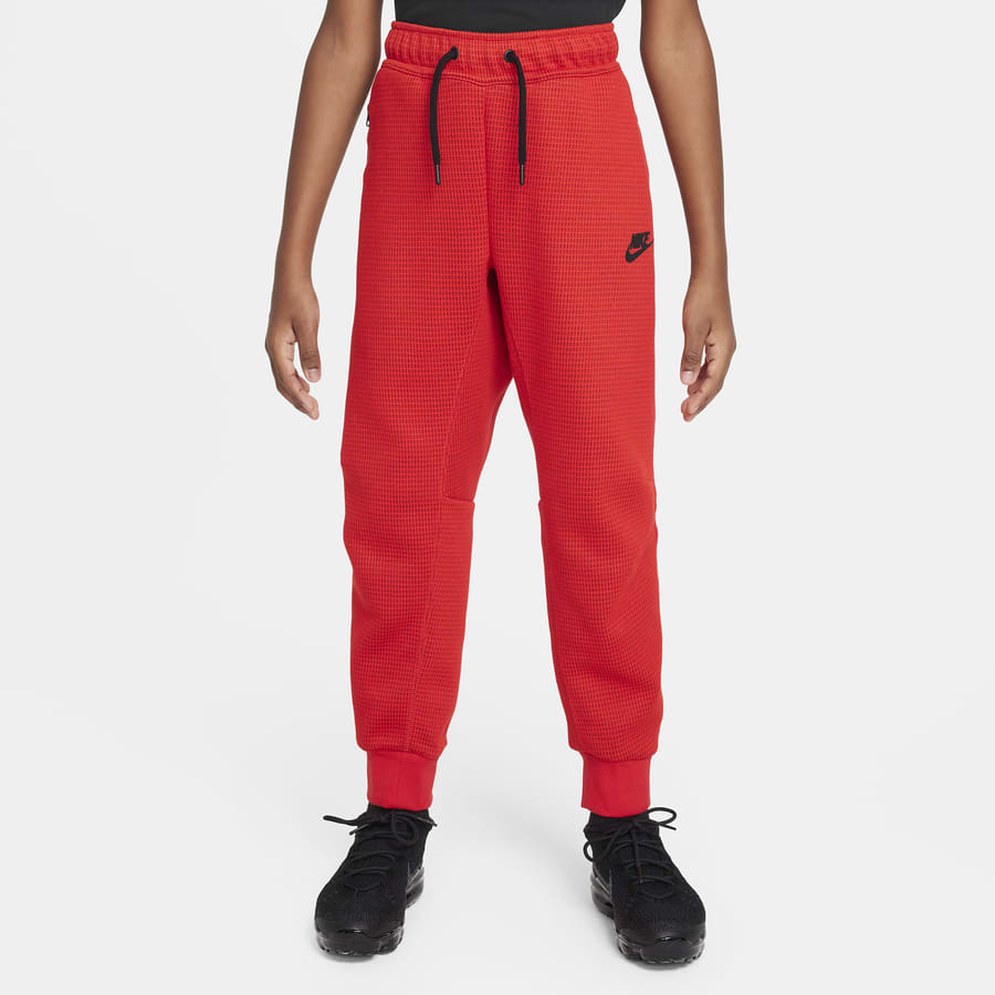 Check Out the Warmest Sweatpants by Nike. Nike