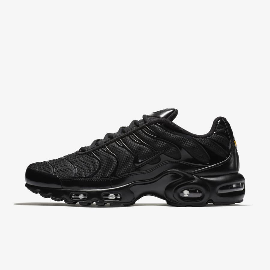 Check out the best black sneaker styles by Nike. Nike ID