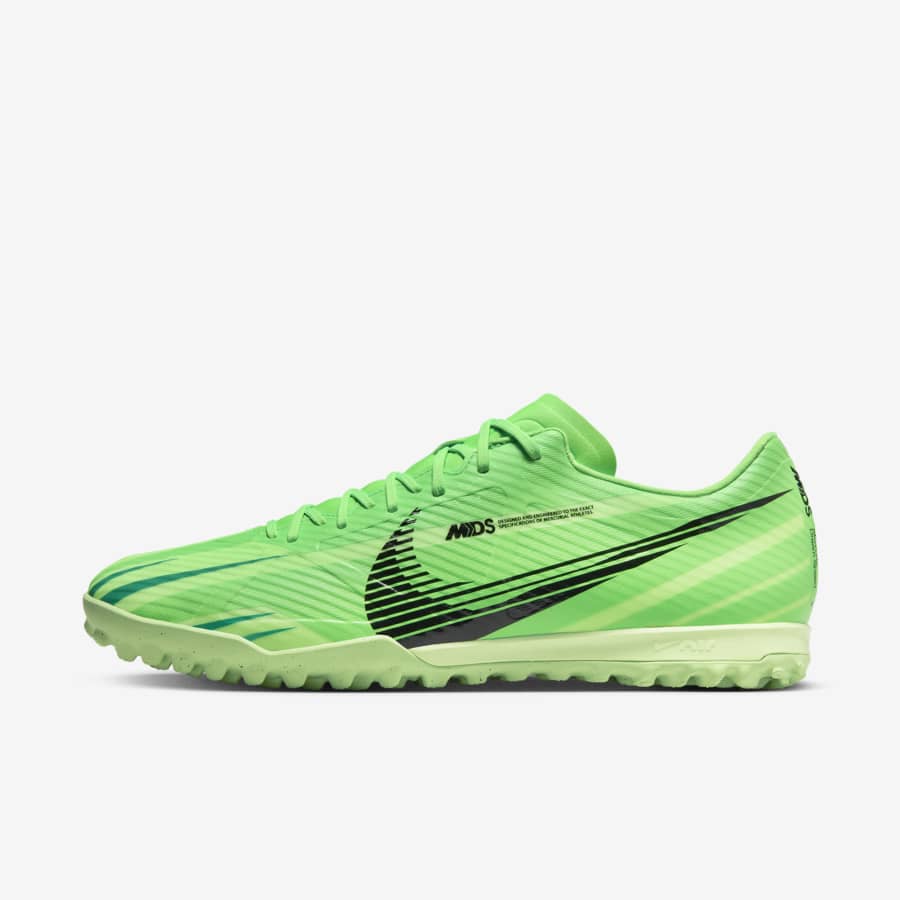 Hoe vallen nike discount voetbalschoenen