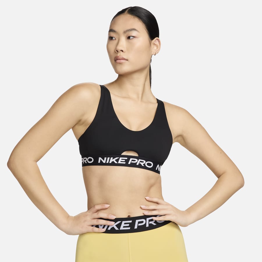 Comment prendre vos mesures pour trouver votre taille de brassiere de sport Nike. Nike FR