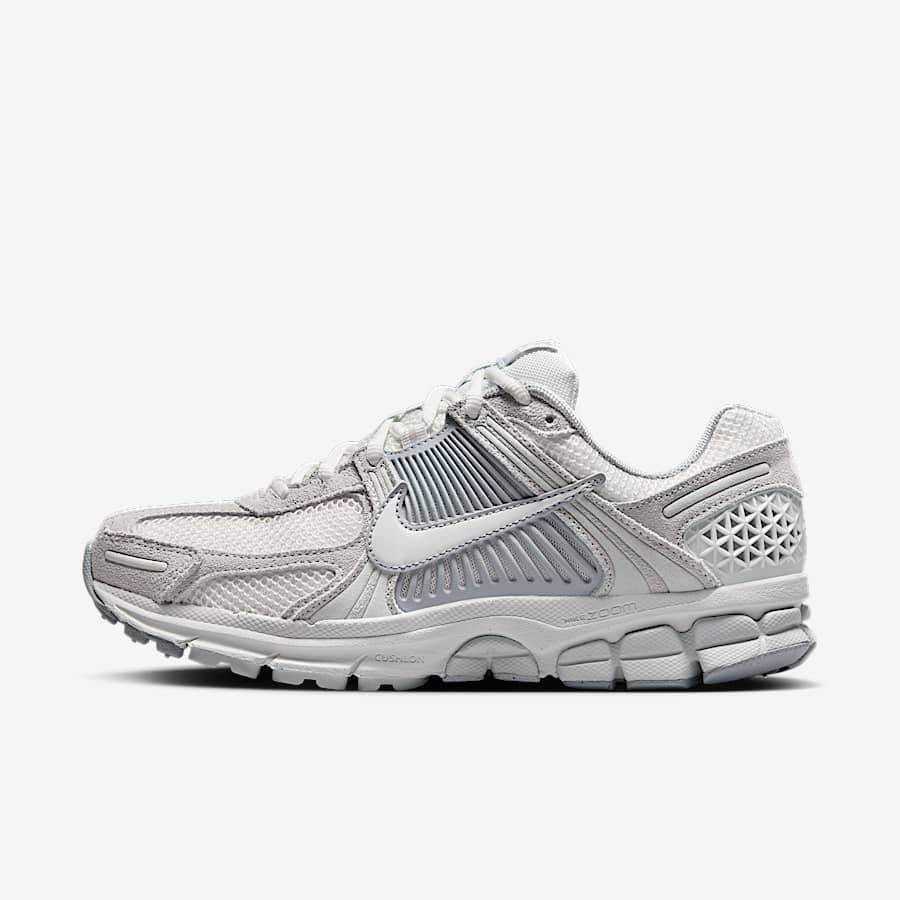 新たなNike Vomeroシリーズは、快適性と万能性、そしてレトロな