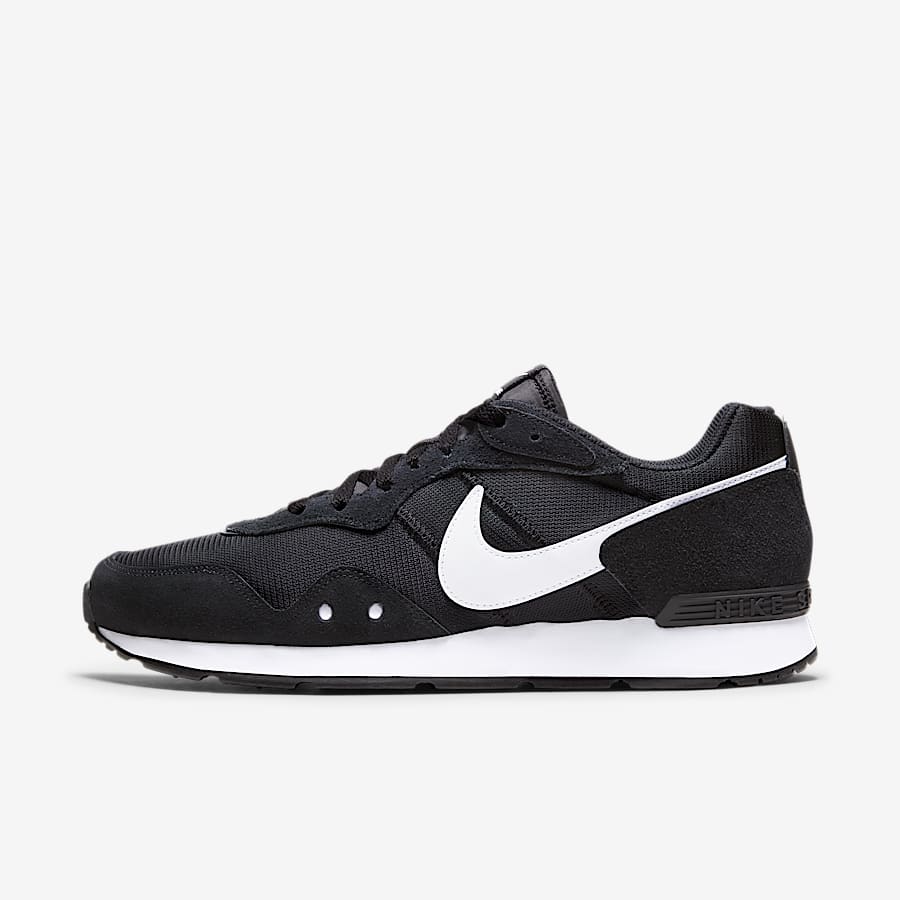 Nike trainers discount with jeans