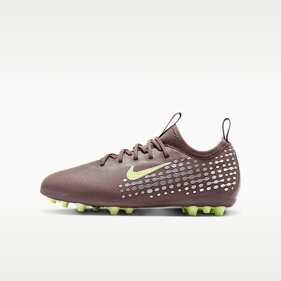 when do new nike cleats come out