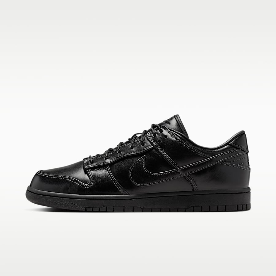 plain black shoes nike