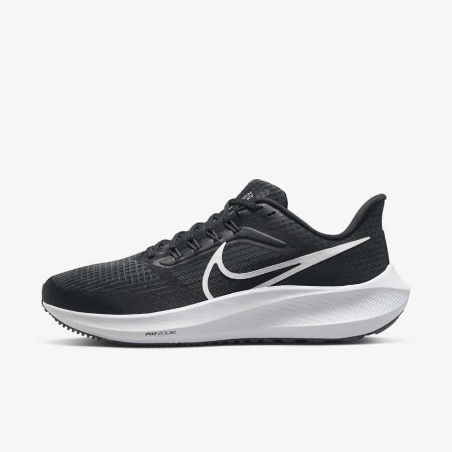 nike running shoes differences