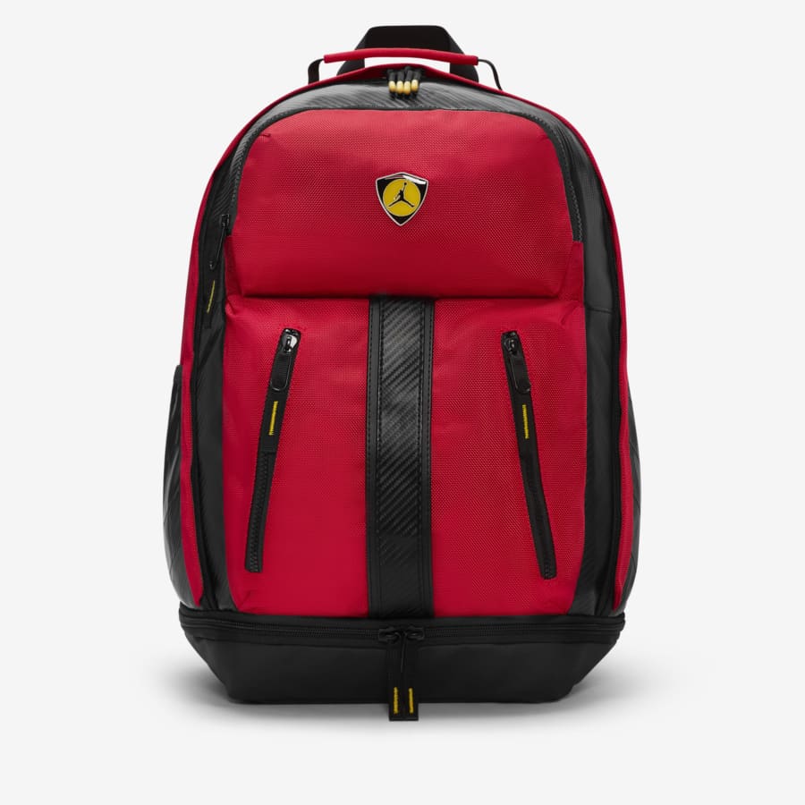 biggest nike backpack