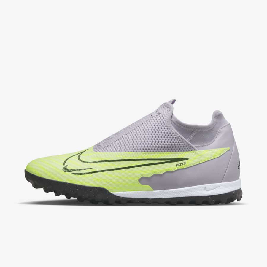 debería ser el ajuste calzado de fútbol?. Nike MX