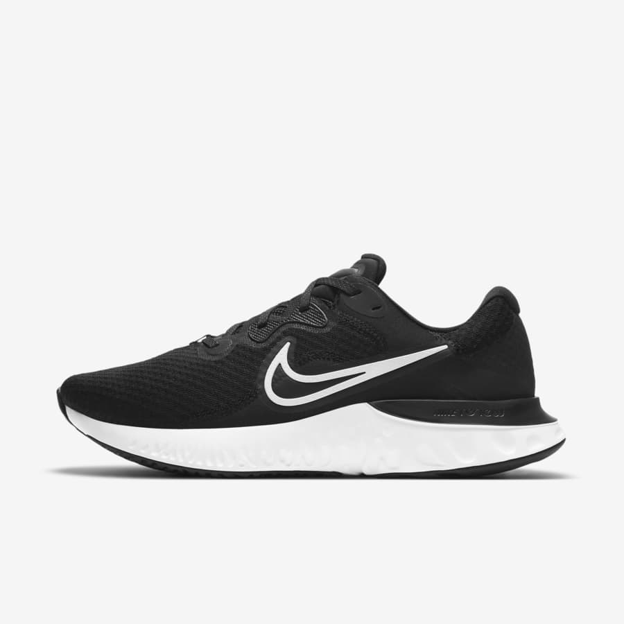 nike legend react black and white