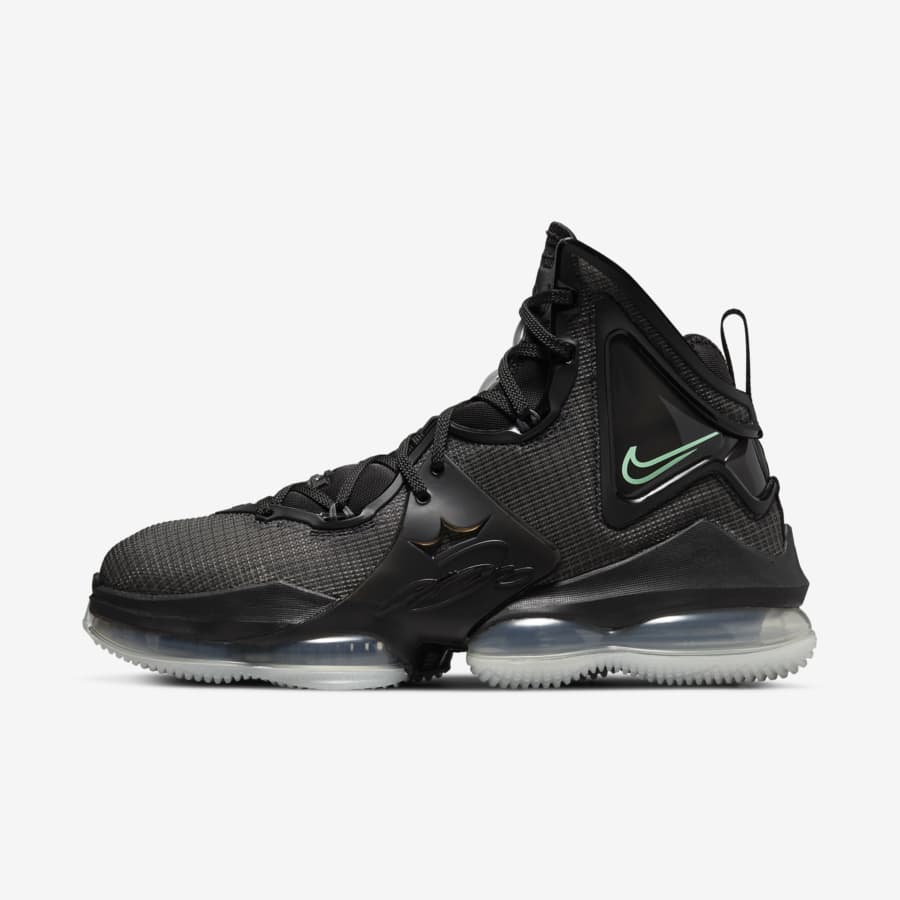 nike basketball shoes high ankle