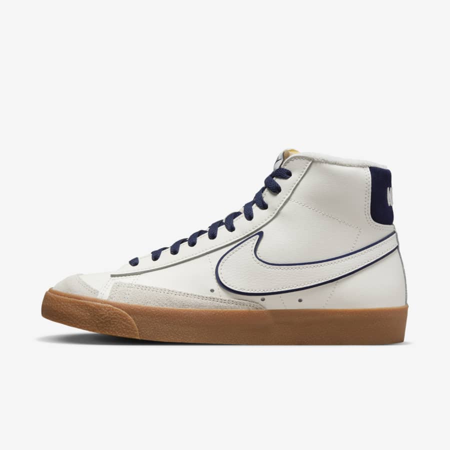 Daisy Brilliant Luminance Nike's Best Casual Shoes for Everyday Wear. Nike IN