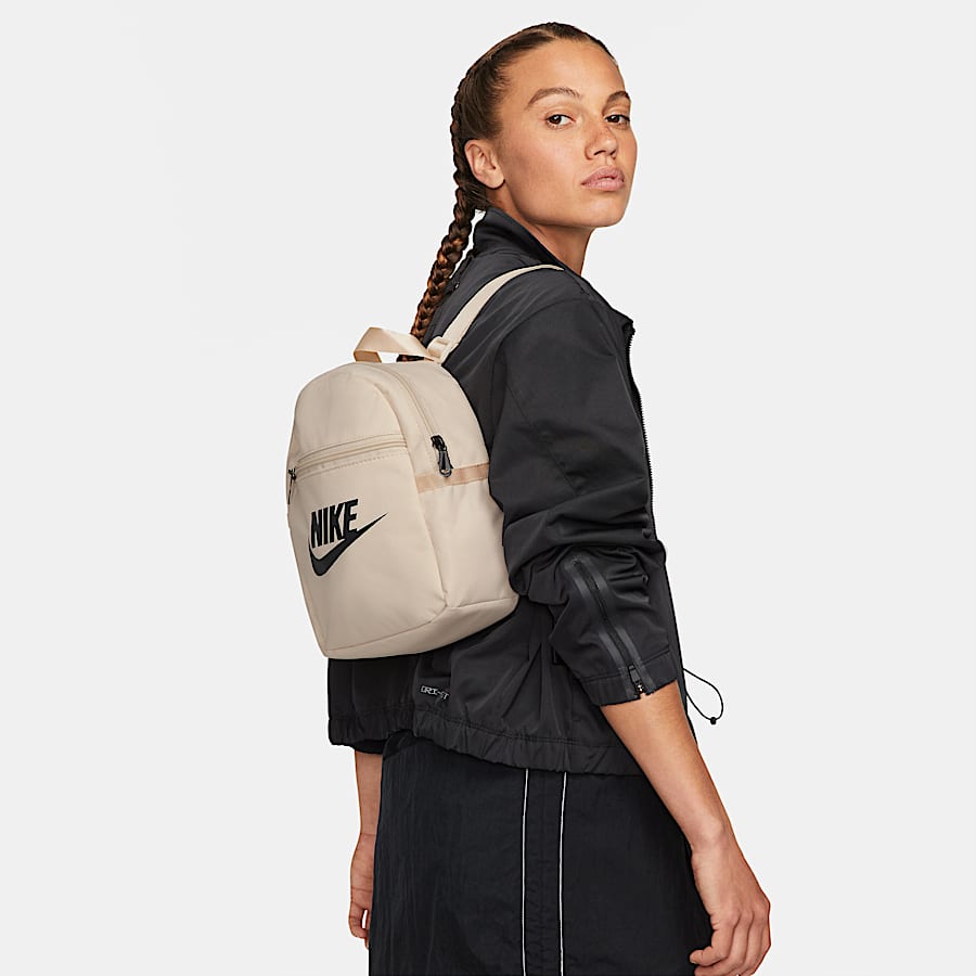 Cuáles son las mochilas ideales para ir a la escuela, trabajar y viajar?.  Nike