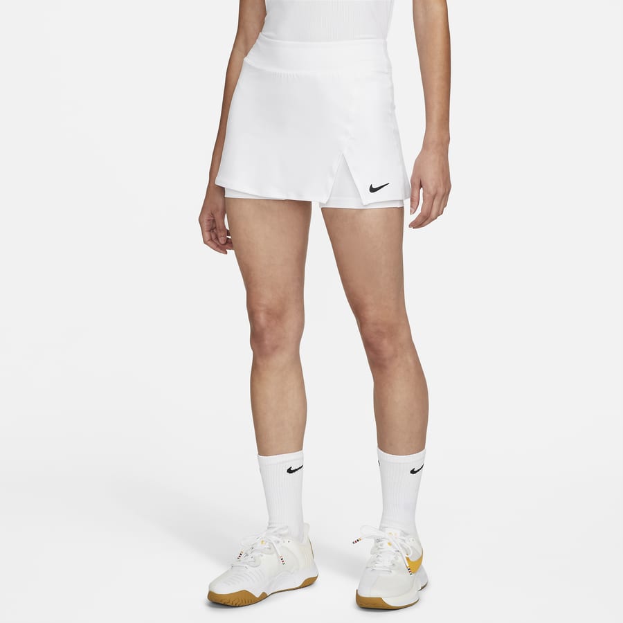 Los vestidos deportivos Nike. Nike