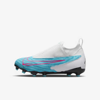 Voetbalschoenen schoonmaken. Nike BE