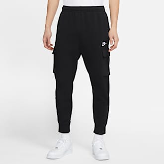 Nikeおすすめのスキーやスノーボードで着る必須アイテム8選