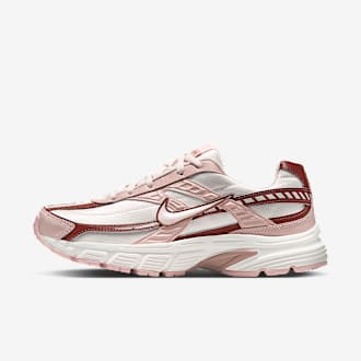 Zo meet je je voet op om de juiste schoenmaat te achterhalen. Nike BE