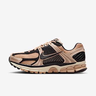 新品 NIKE ZOOM VOMERO ROAM 28cm Nike Vomero Roam | SPORTSHOWROOM