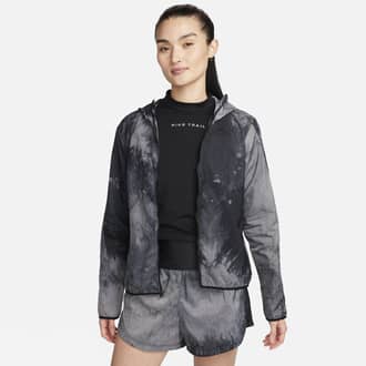 雨の日におすすめのNikeウェア7選.オンラインストア (通販サイト)