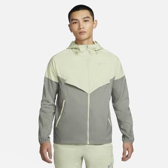 The Best Nike Winter Coats for Men. Nike SG