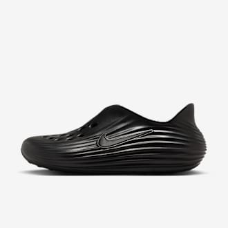 nike closed toe slippers