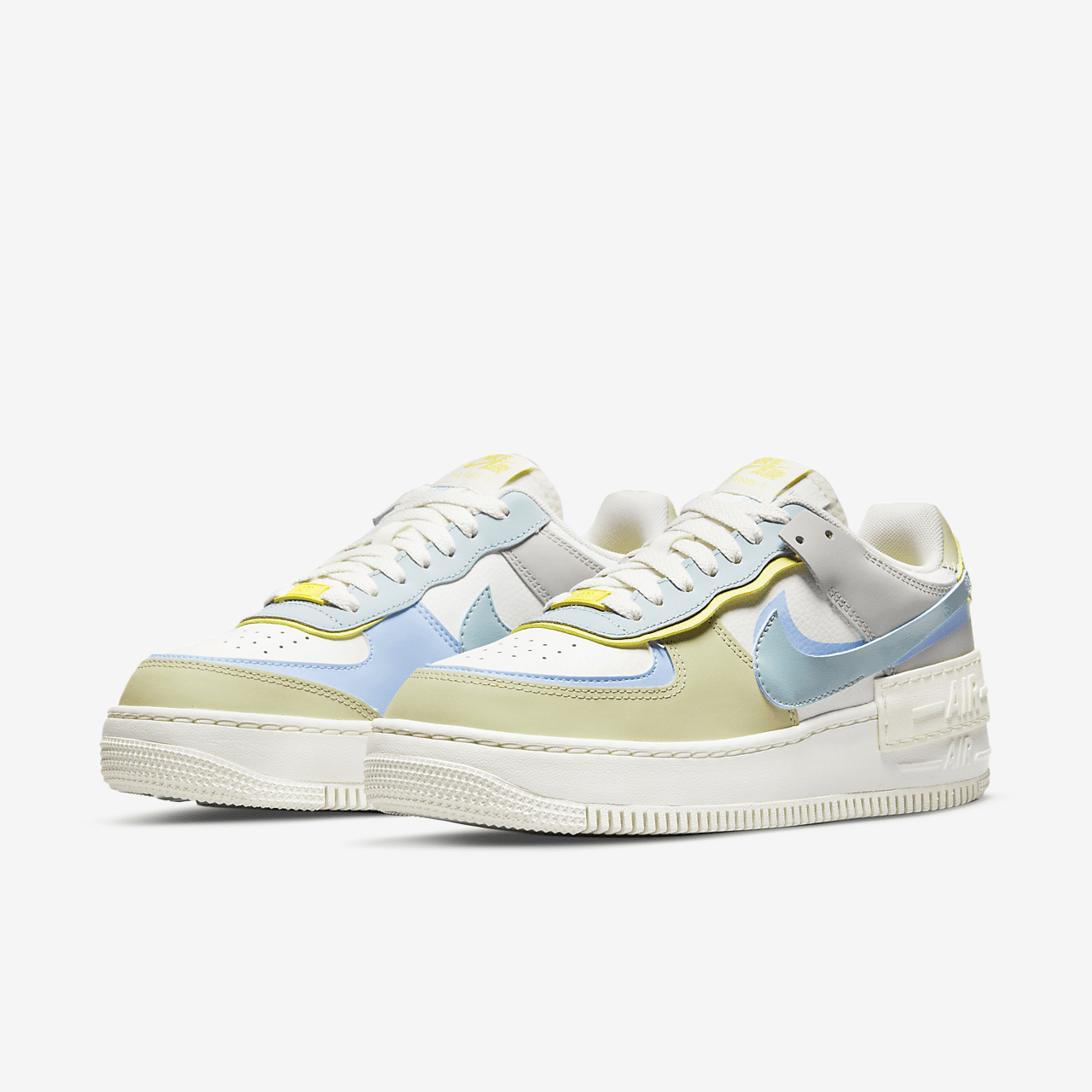 Nike  sneaker Sail/Light Marine/Olive Aura/Ocean Cube