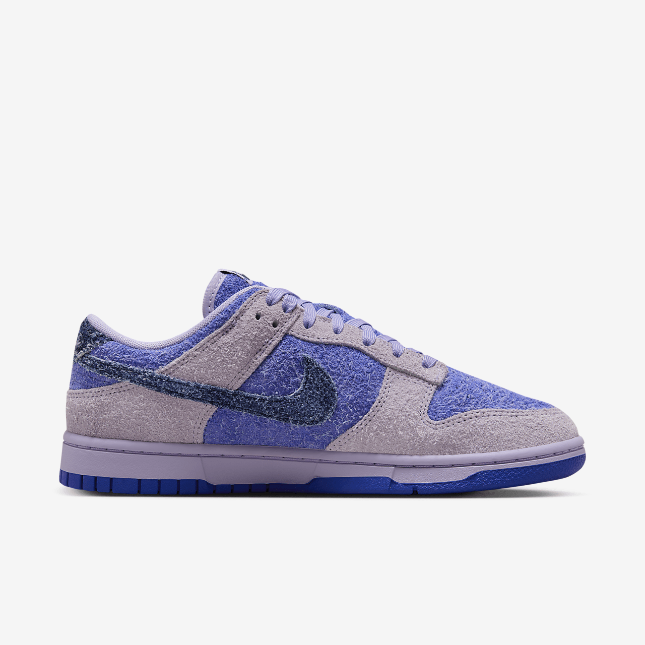 Nike Dunk Low sneaker Hydrangeas/Astronomy Blue/Deep Royal Blue