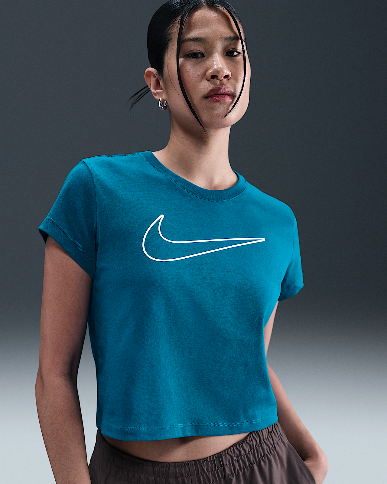 Женская футболка Nike Sportswear Short-Sleeve Graphic