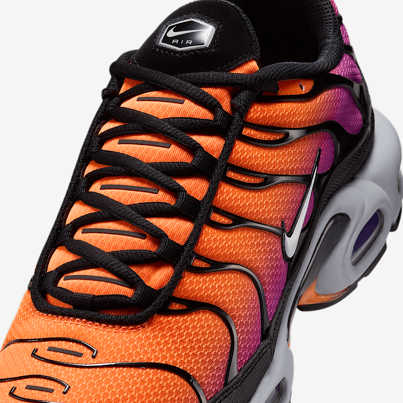 Nike Air Max Plus sneaker Zwart/Total Orange/Vivid Purple/Photon Dust