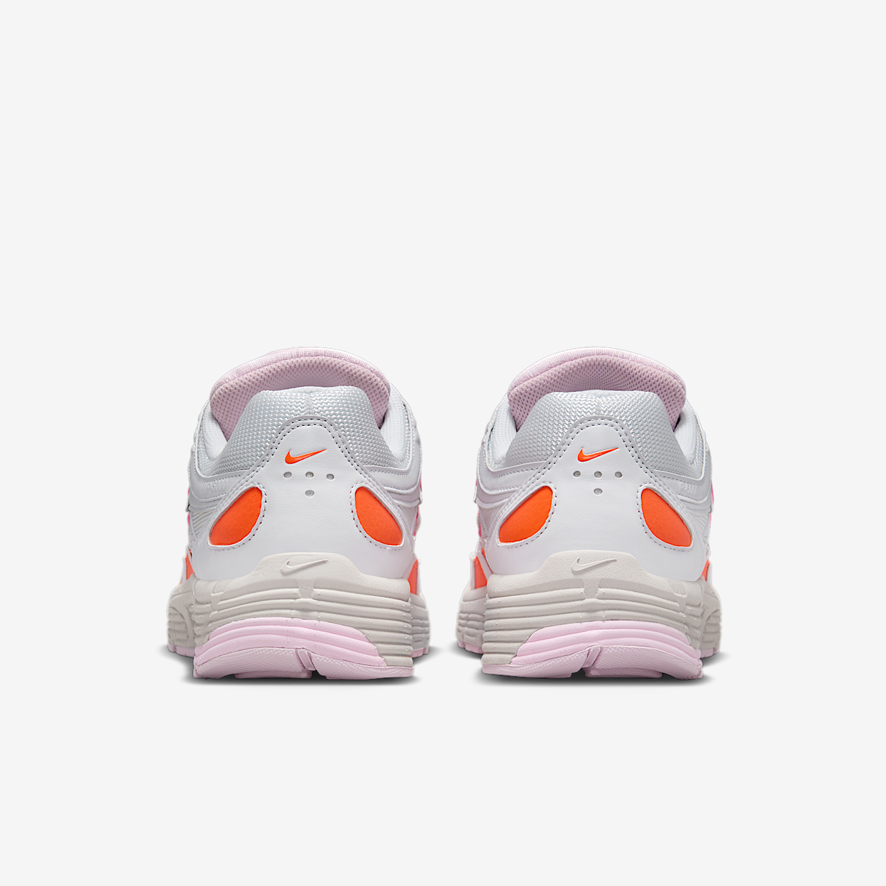 Nike P-6000 sneaker Wit/Hyper Crimson/Pink Foam/Digital Pink