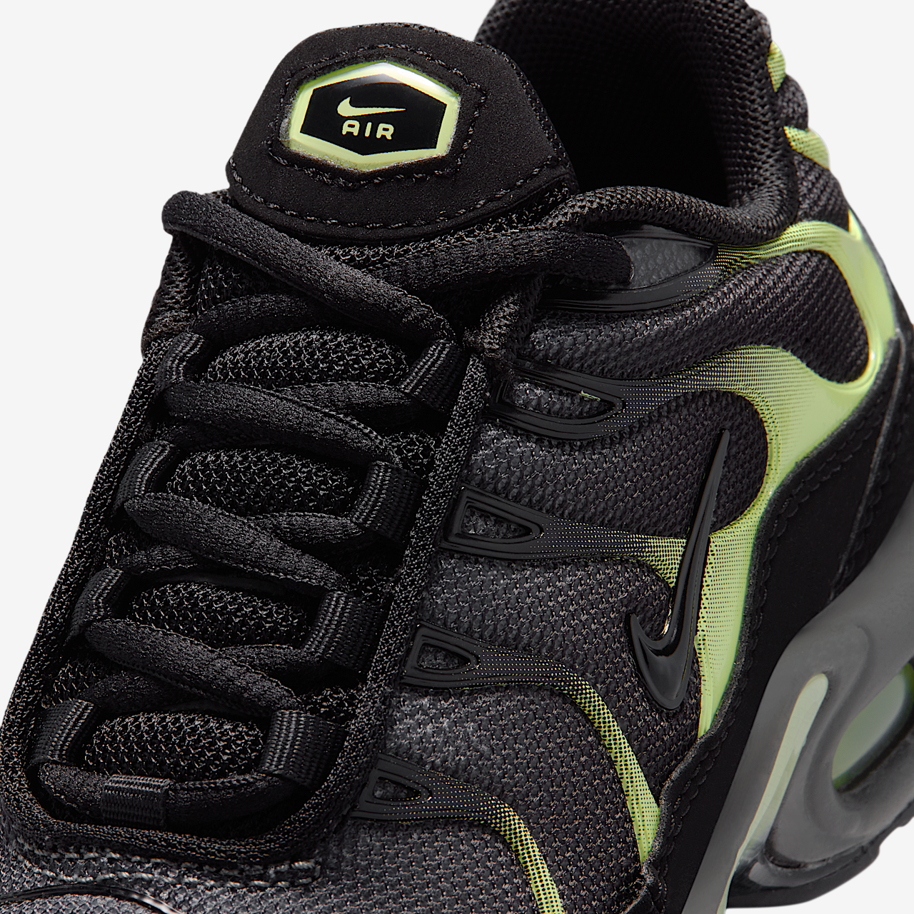 Nike Air Max Plus sneaker Iron Grey/Light Liquid Lime/Zwart