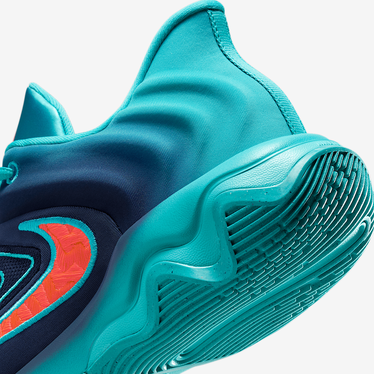 Nike  sneaker Dusty Cactus/Obsidian/Bright Crimson