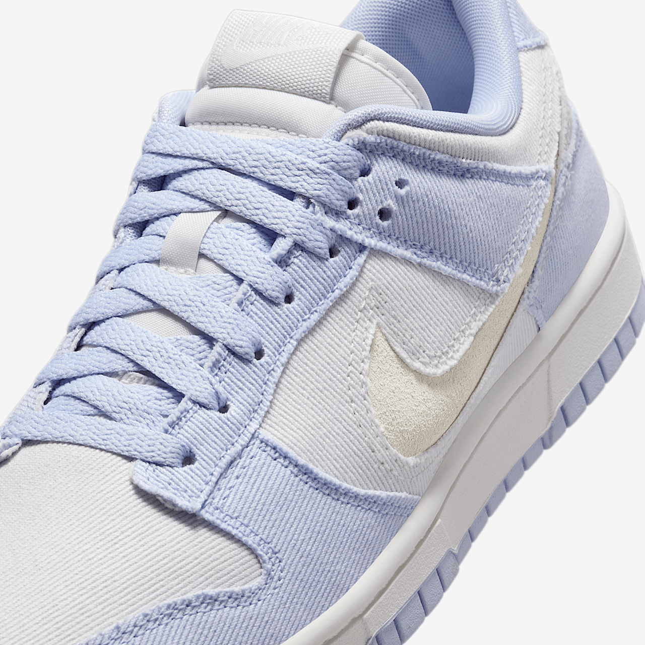 Nike Dunk Low sneaker Ghost/Platinum Tint/Summit White