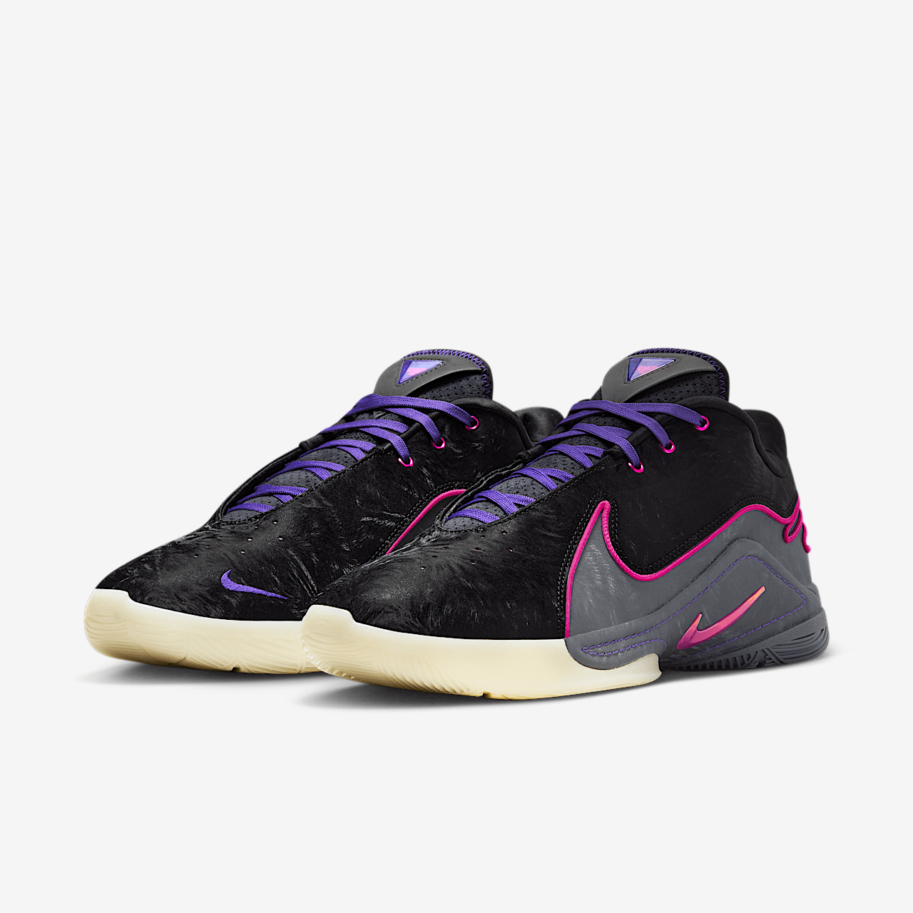 Nike LeBron sneaker Zwart/Dark Grey/Field Purple/Laser Fuchsia