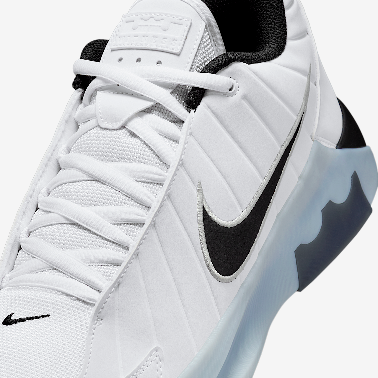 Nike LeBron sneaker Wit/Neutral Grey/Zwart