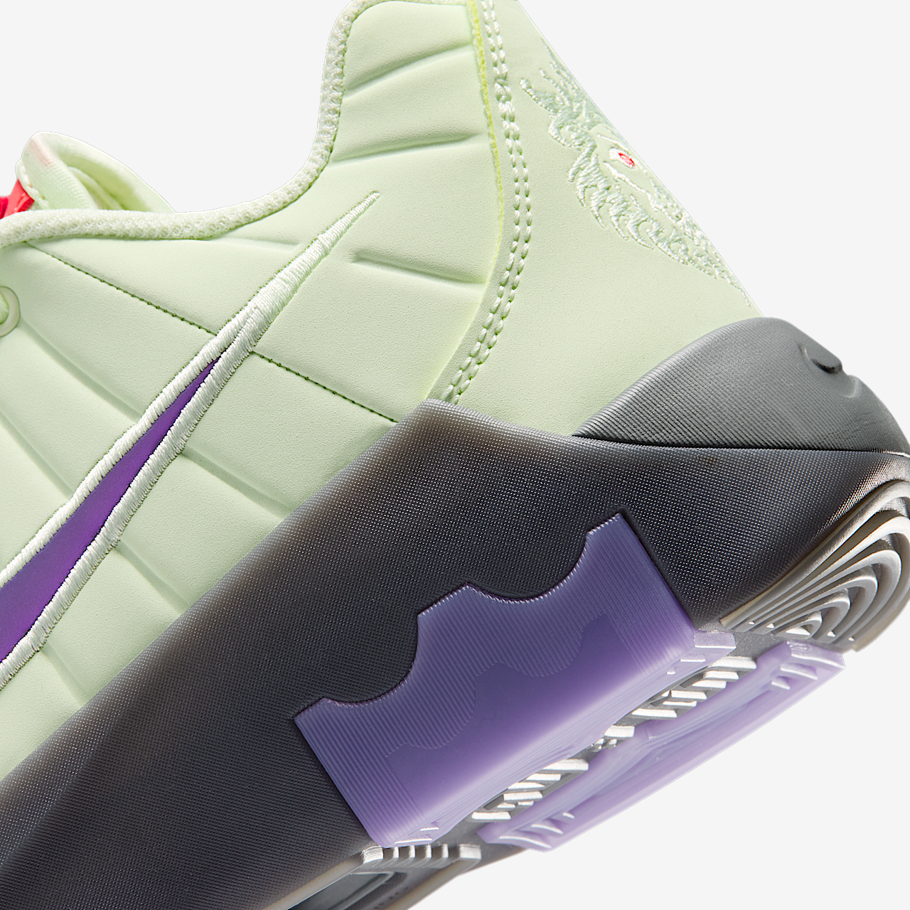 Nike LeBron sneaker Volt Tint/Zwart/Smoke Grey/Meerkleurig