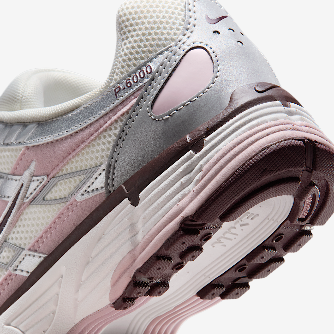 Nike P-6000 sneaker Summit White/Metallic Silver/Burgundy Crush/Plum Chalk