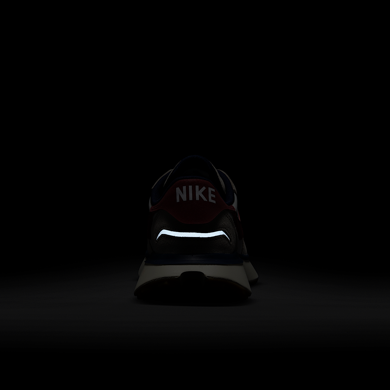 Nike Phoenix Waffle sneaker Light Bone/Sail/Midnight Navy/Team Red