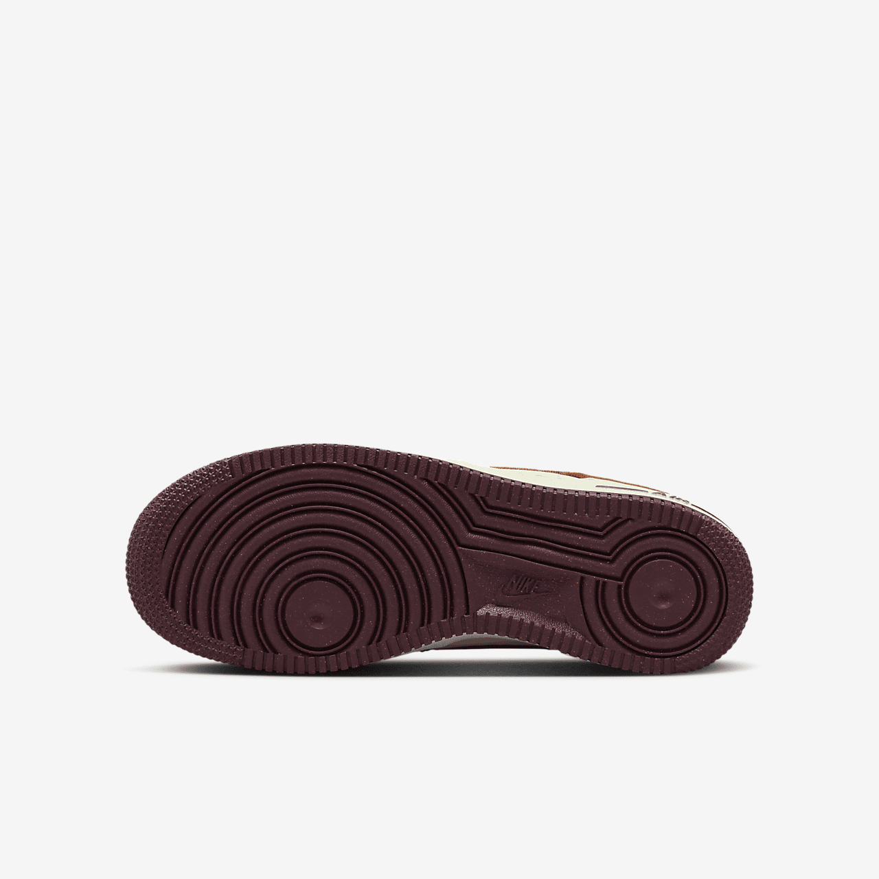 Nike Air Force 1 sneaker Light British Tan/Coconut Milk/Gum Dark Brown/Burgundy Crush