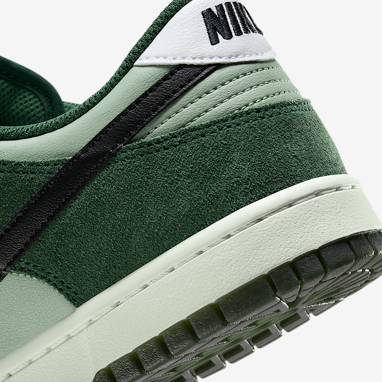 Nike Dunk Low sneaker Jade Horizon/Fir/Summit White/Zwart