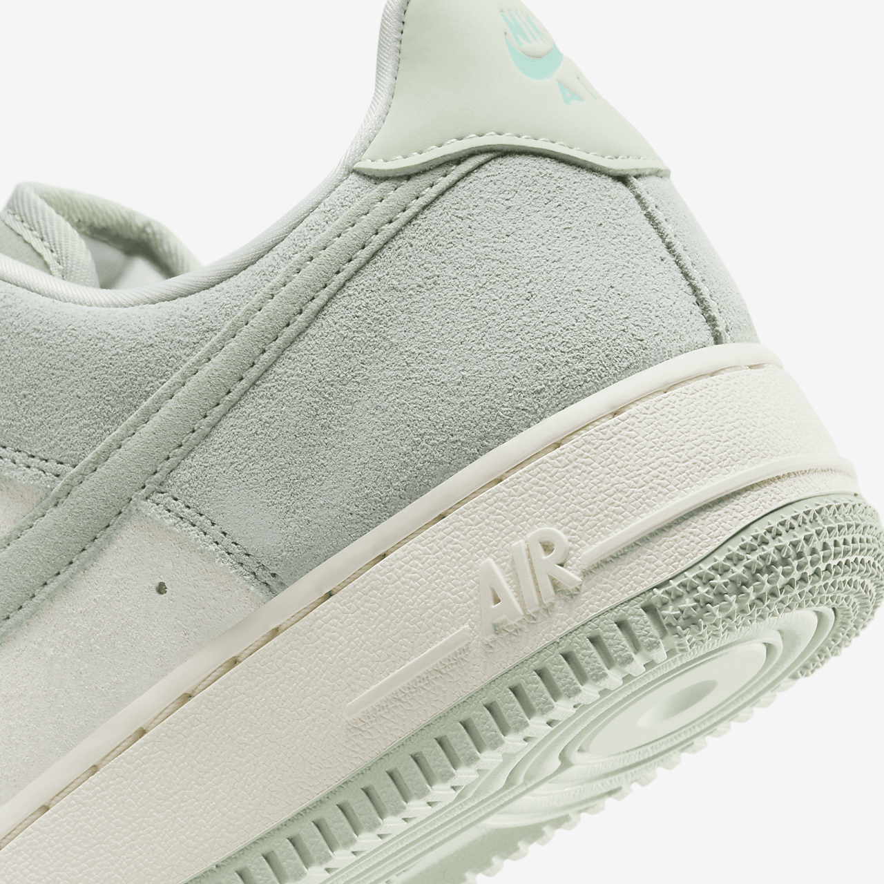 Nike Air Force 1 sneaker Spruce Aura/Green Frost/Sail/Pistachio Frost