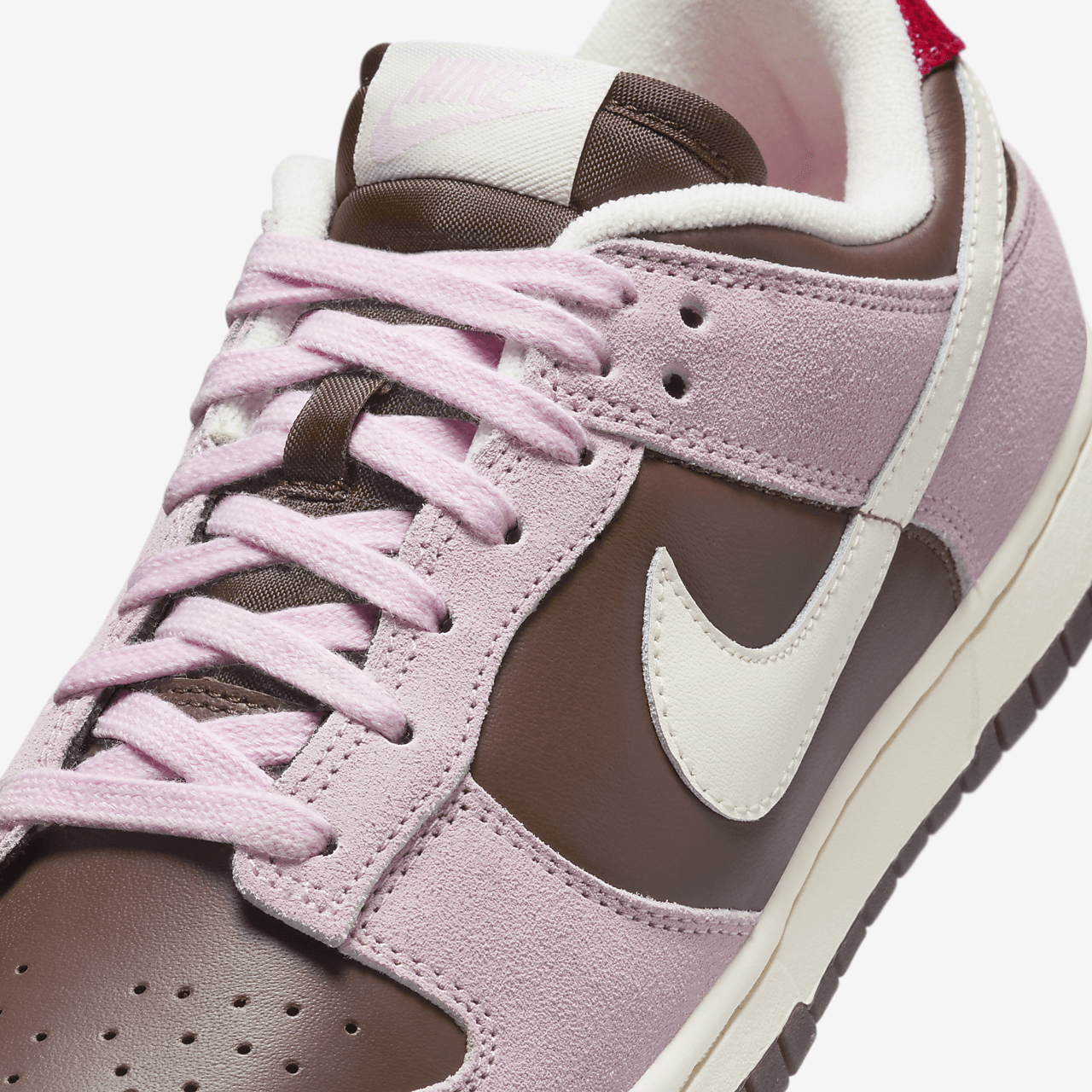 Nike Dunk Low sneaker Cacao Wow/Pink Foam/University Red/Pale Ivory