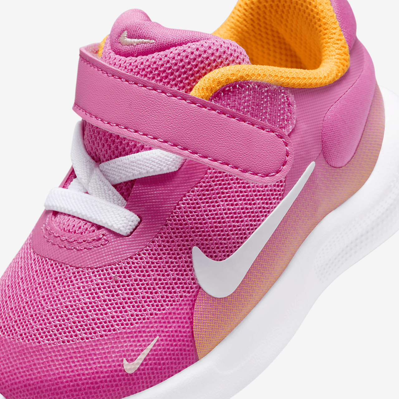 Nike  sneaker Pinksicle/University Gold/Arctic Orange/Summit White